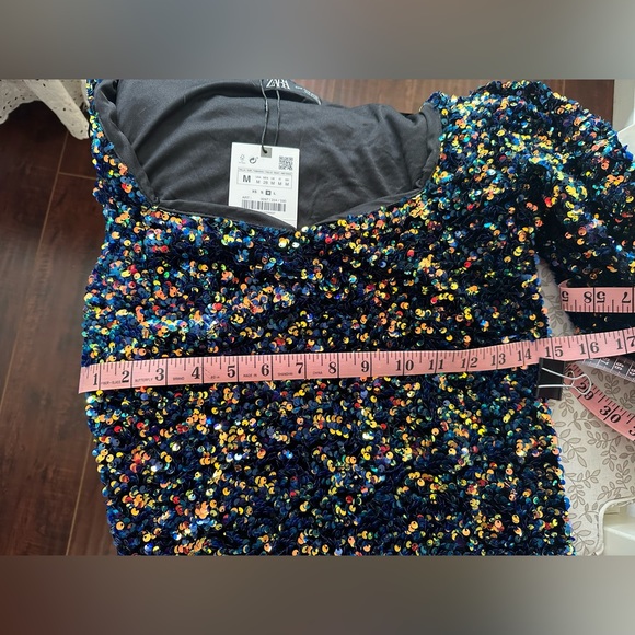 Zara sequin dress with sweetheart neckline - Picture 4 of 5